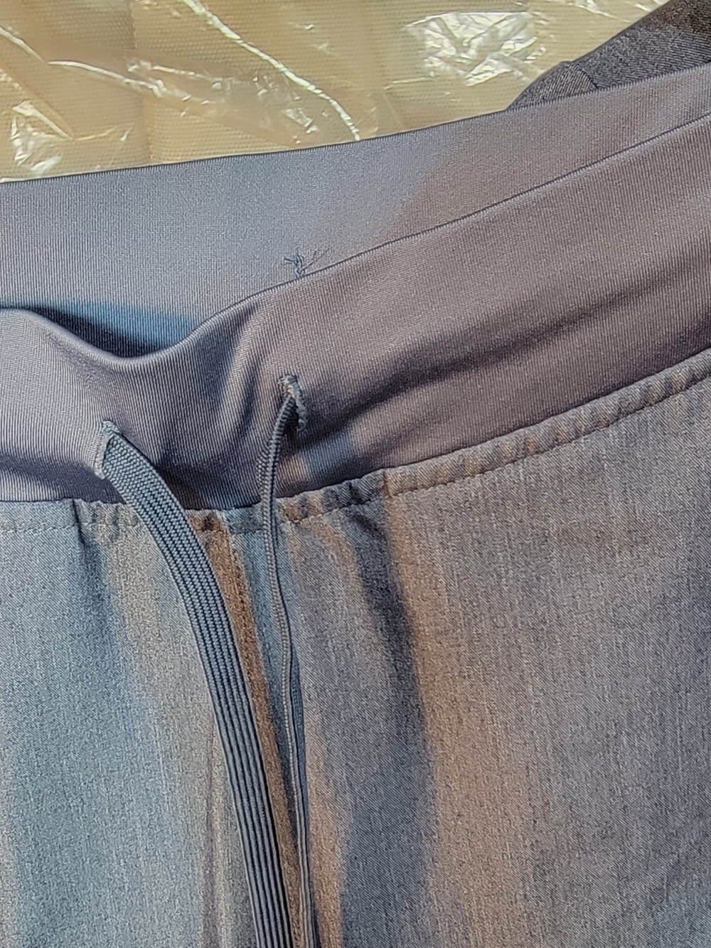 Mandala Women's Blue Track Pants & V-Neck Top Set Size Small - Picture 5 of 8
